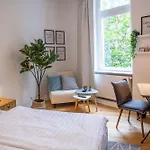 Hochwertiges Zimmer In Authentischer Umgebung Berlins